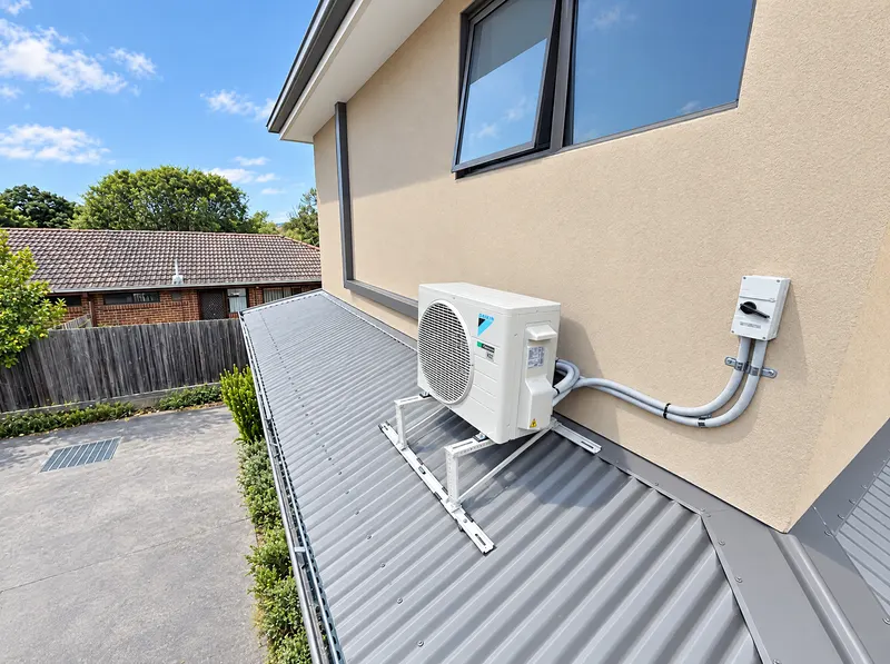 Air conditioning and heating repairs and servicing